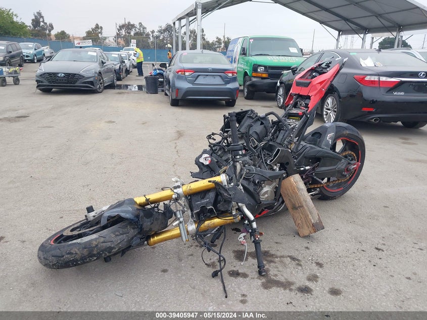 2014 BMW S 1000 R - WB10D1202EZ198684