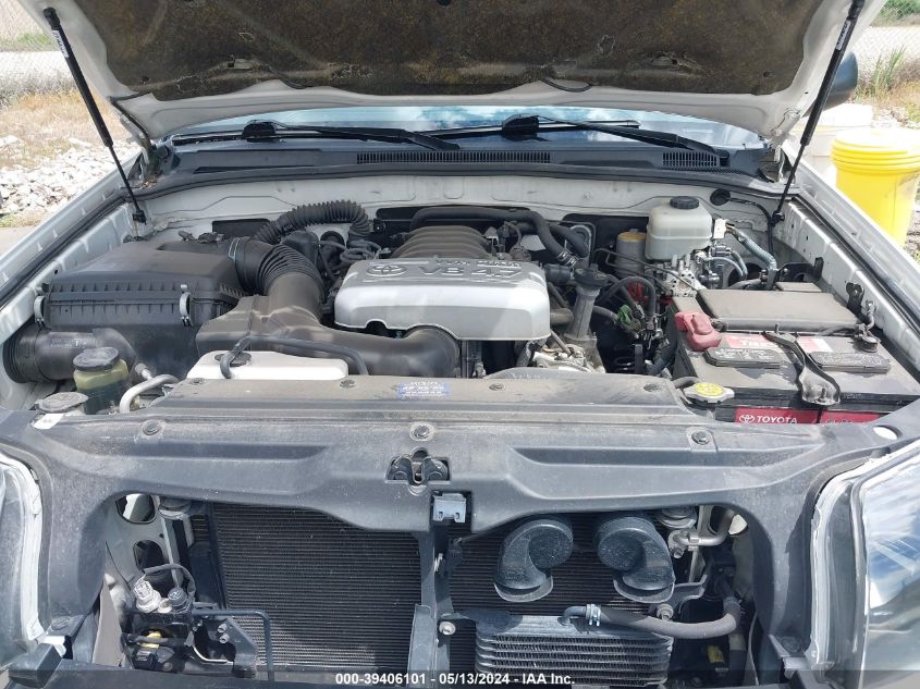 2005 Toyota 4Runner Sr5 V8 VIN: JTEBT14R350051333 Lot: 39406101