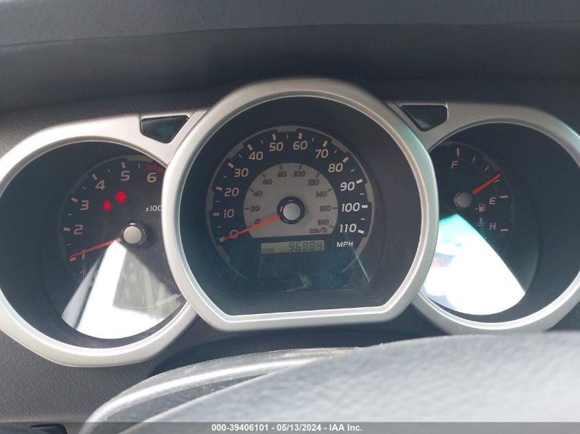 2005 Toyota 4Runner Sr5 V8 VIN: JTEBT14R350051333 Lot: 39406101