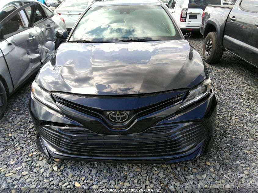 2018 Toyota Camry Le VIN: 4T1B11HK1JU084823 Lot: 39406265