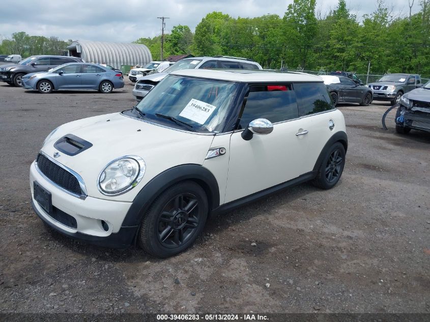 2009 Mini Cooper S VIN: WMWMF73589TW81047 Lot: 39406283