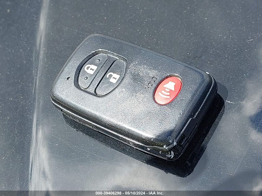 2013 Toyota Prius Two VIN: JTDKN3DU5D5703692 Lot: 39406298