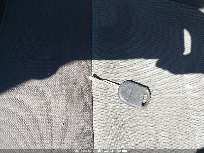 2005 Ford F-150 Lariat/Xl/Xlt VIN: 1FTRX12505FB59686 Lot: 39407019