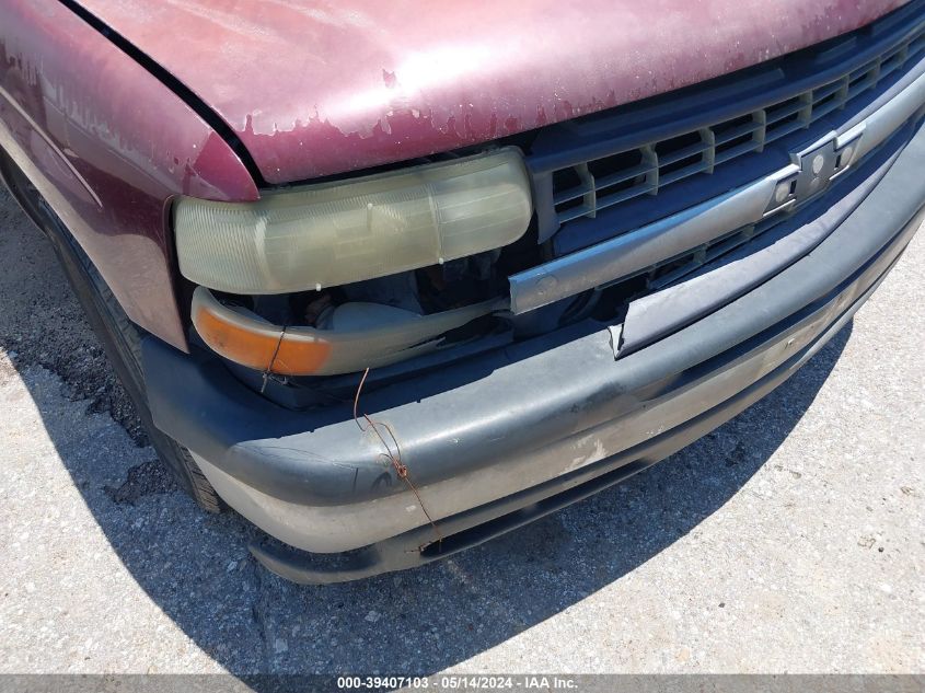 2001 Chevrolet Silverado 1500 Ls VIN: 2GCEC19T811245845 Lot: 39407103