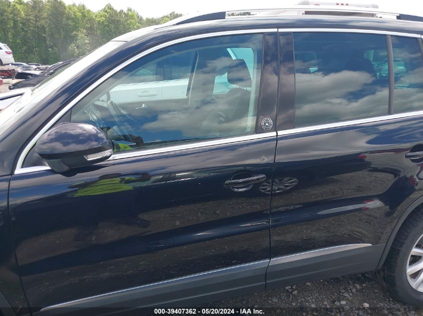 2017 Volkswagen Tiguan 2.0T Wolfsburg Edition VIN: WVGSV7AX9HK000833 Lot: 39407362