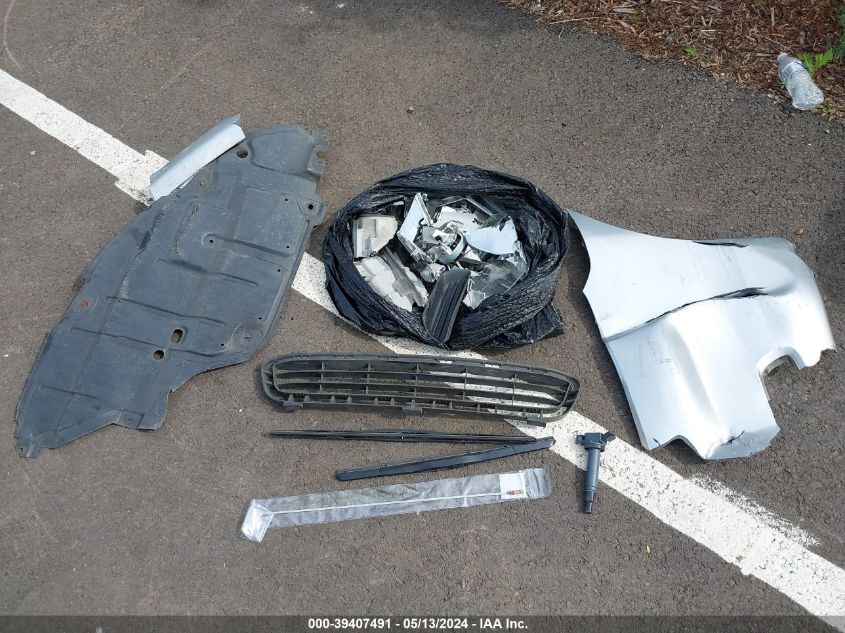 2007 Toyota Camry Le VIN: JTNBE46K273120509 Lot: 39407491