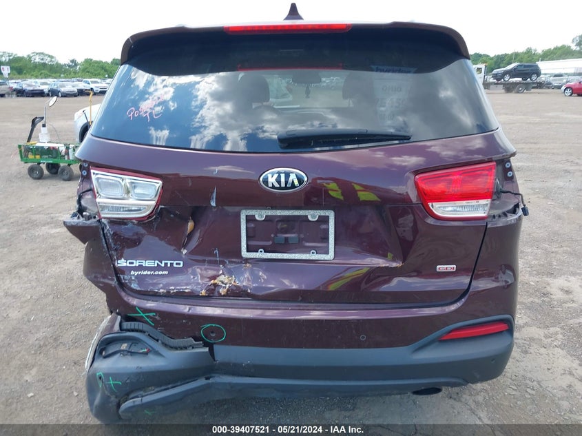 2018 Kia Sorento 2.4L Lx VIN: 5XYPG4A39JG405652 Lot: 39407521