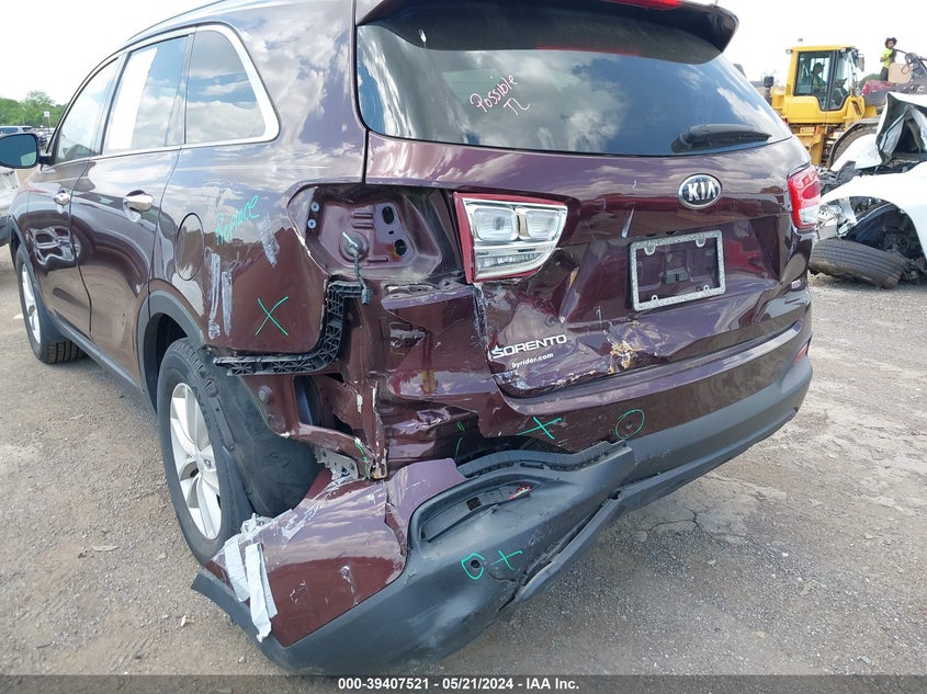 2018 Kia Sorento 2.4L Lx VIN: 5XYPG4A39JG405652 Lot: 39407521