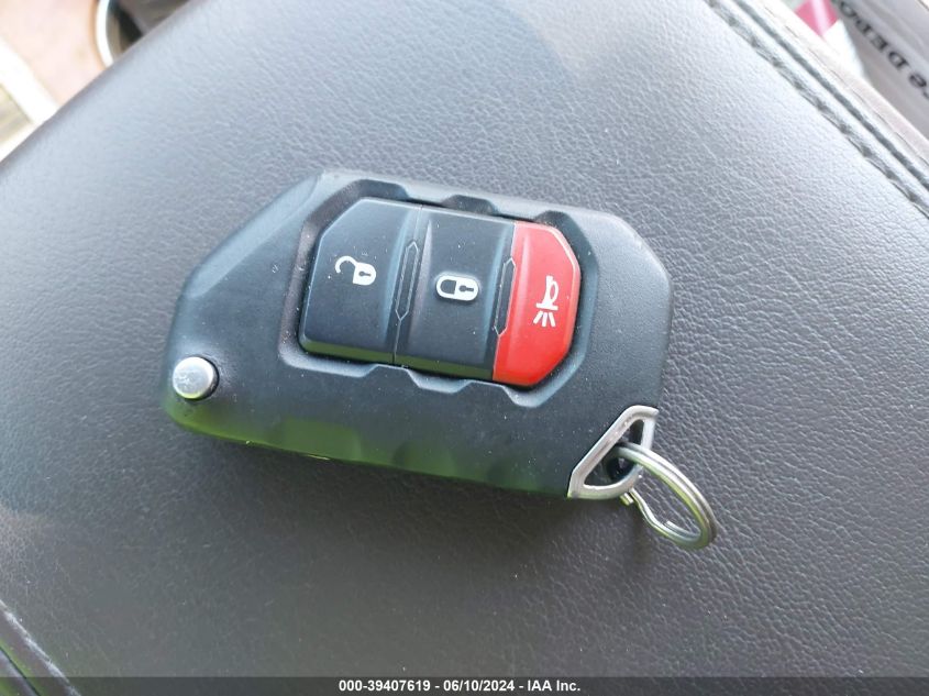 2018 Jeep Wrangler Unlimited Sport S 4X4 VIN: 1C4HJXDG4JW260268 Lot: 39407619