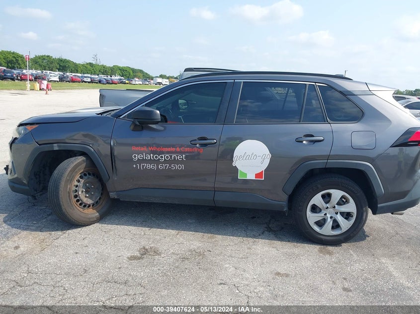 VIN JTMH1RFV1KJ002859 2019 TOYOTA RAV4 LE