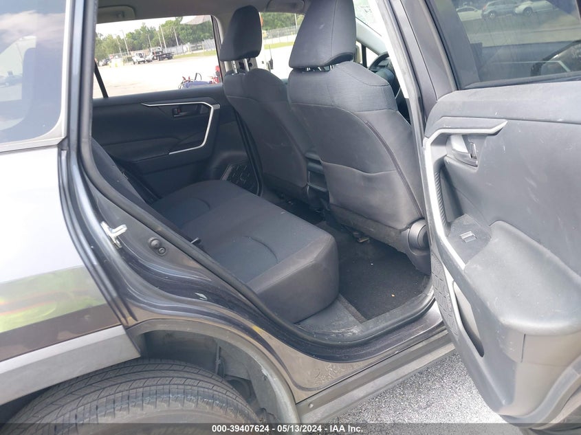 VIN JTMH1RFV1KJ002859 2019 TOYOTA RAV4 LE