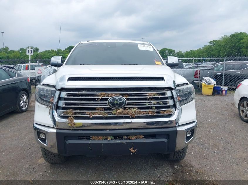 2018 Toyota Tundra Limited 5.7L V8 VIN: 5TFHY5F11JX771729 Lot: 39407843