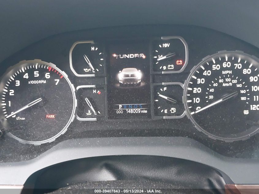 2018 Toyota Tundra Limited 5.7L V8 VIN: 5TFHY5F11JX771729 Lot: 39407843