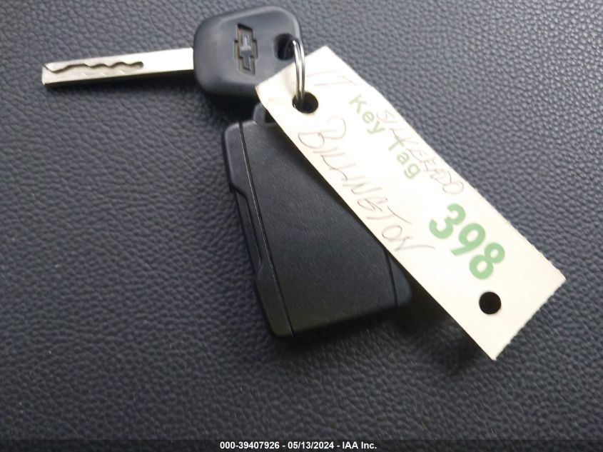 2017 Chevrolet Silverado 1500 2Lt VIN: 1GCVKREC7HZ371509 Lot: 39407926