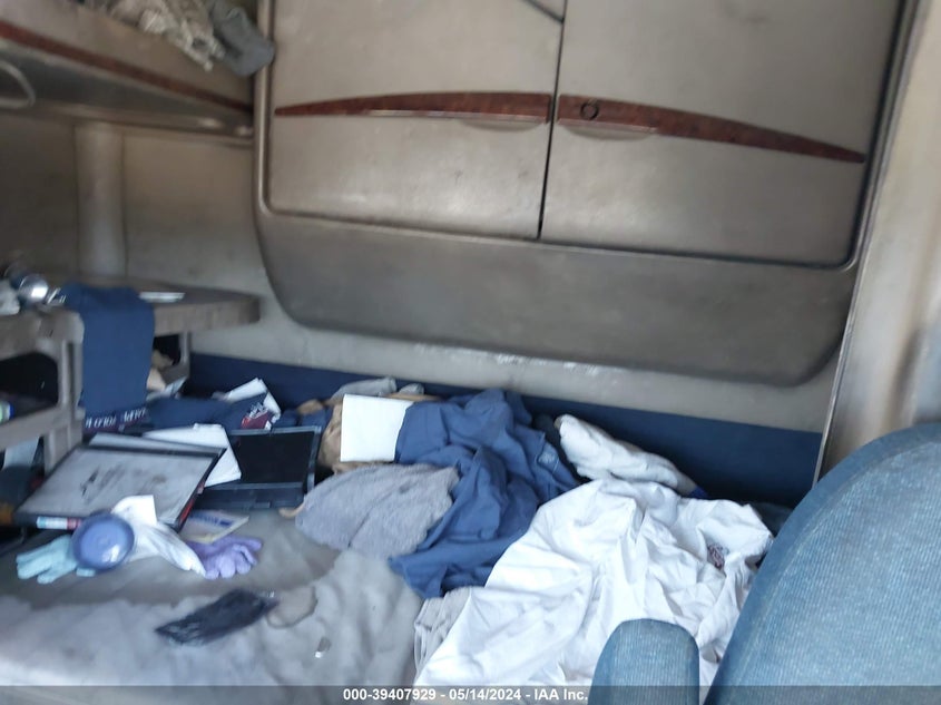 2007 International 9400 9400I VIN: 2HSCNAPRX7C308490 Lot: 39407929