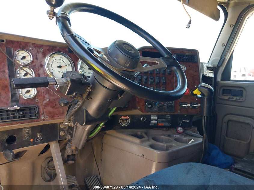 2007 International 9400 9400I VIN: 2HSCNAPRX7C308490 Lot: 39407929