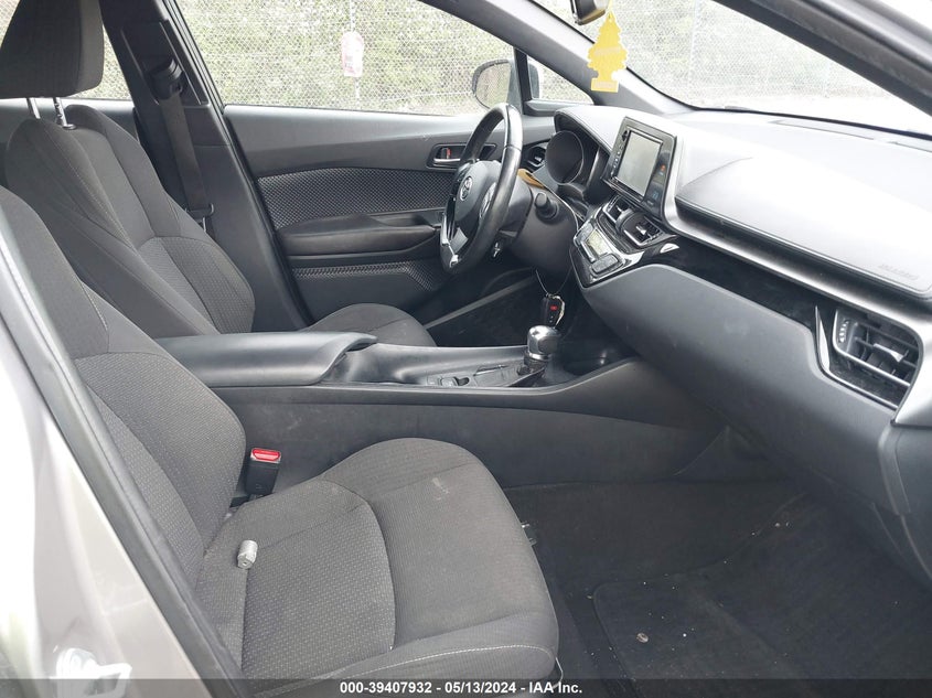 2018 Toyota C-Hr Xle Premium VIN: NMTKHMBX6JR039398 Lot: 39407932