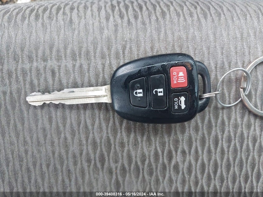 2016 TOYOTA COROLLA LE PLUS - 5YFBURHE2GP513364