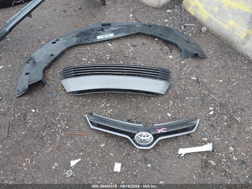 2016 TOYOTA COROLLA LE PLUS - 5YFBURHE2GP513364