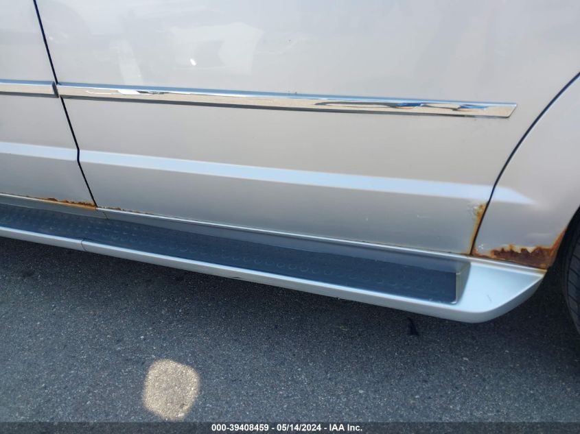 2010 Chrysler Town & Country New Limited VIN: 2A4RR7DX6AR375681 Lot: 39408459