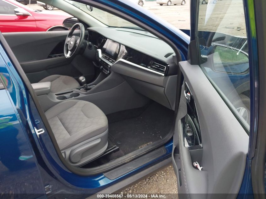 VIN KNDCB3LC9M5462810 2021 KIA NIRO LXS