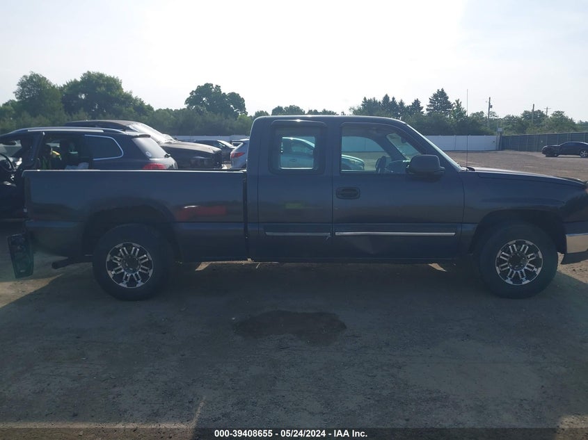 2004 Chevrolet Silverado 1500 Ls VIN: 2GCEC19TX41359334 Lot: 39408655
