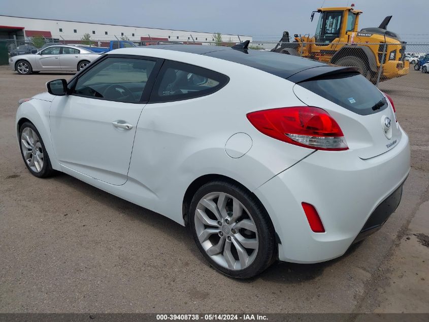 2013 Hyundai Veloster Base W/Gray VIN: KMHTC6AD7DU157740 Lot: 39408738