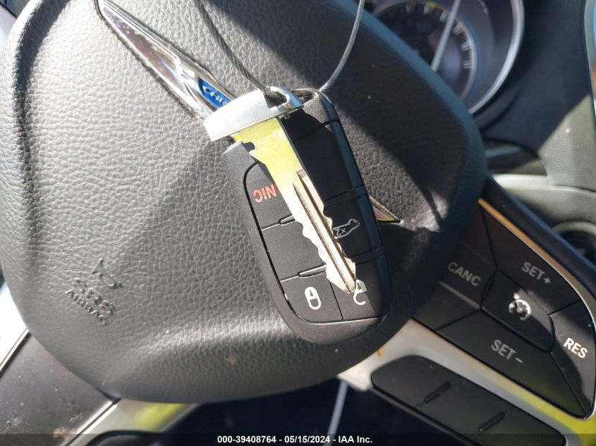 2015 Chrysler 300 Limited VIN: 2C3CCAAG1FH887221 Lot: 39408764