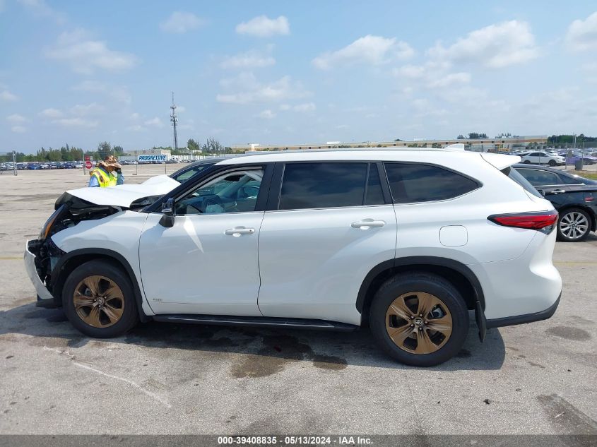 2023 Toyota Highlander Hybrid Xle Bronze VIN: 5TDABRCH2PS563658 Lot: 39408835