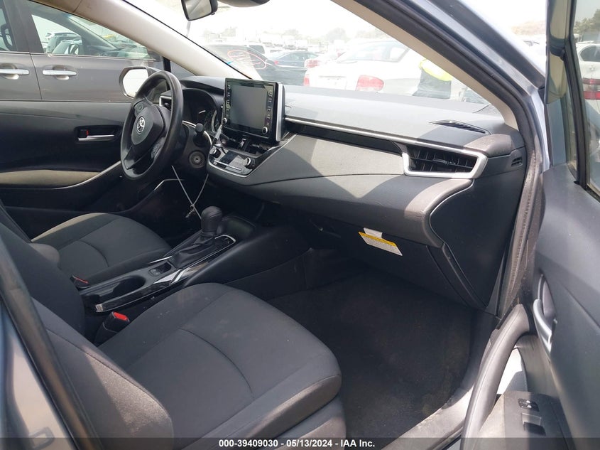 VIN JTDEPRAE1LJ107038 2020 TOYOTA COROLLA LE