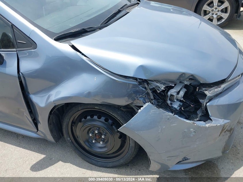 VIN JTDEPRAE1LJ107038 2020 TOYOTA COROLLA LE
