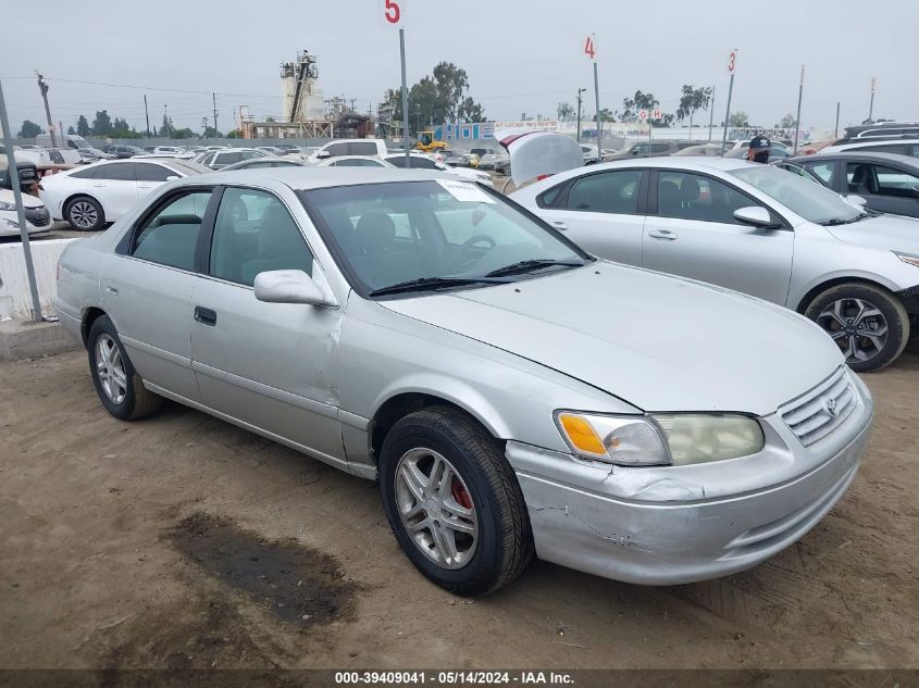 2001 Toyota Camry Le VIN: 4T1BG22K21U113968 Lot: 39409041