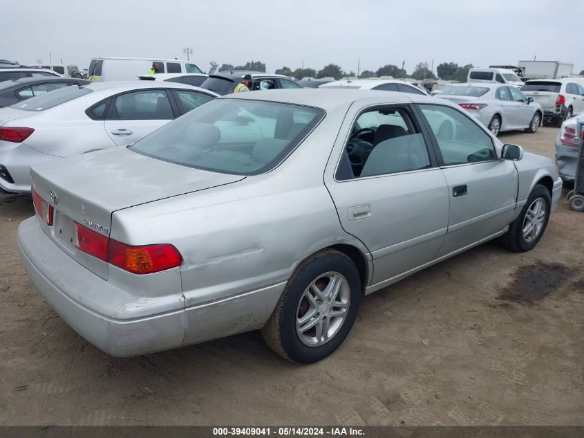 2001 Toyota Camry Le VIN: 4T1BG22K21U113968 Lot: 39409041