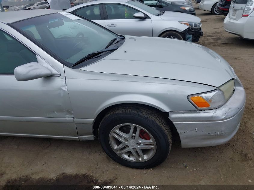 2001 Toyota Camry Le VIN: 4T1BG22K21U113968 Lot: 39409041