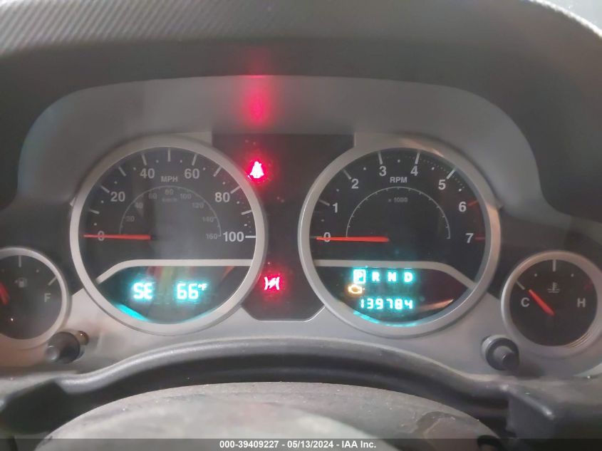 2010 Jeep Wrangler Unlimited Sahara VIN: 1J4BA5H1XAL124271 Lot: 39409227