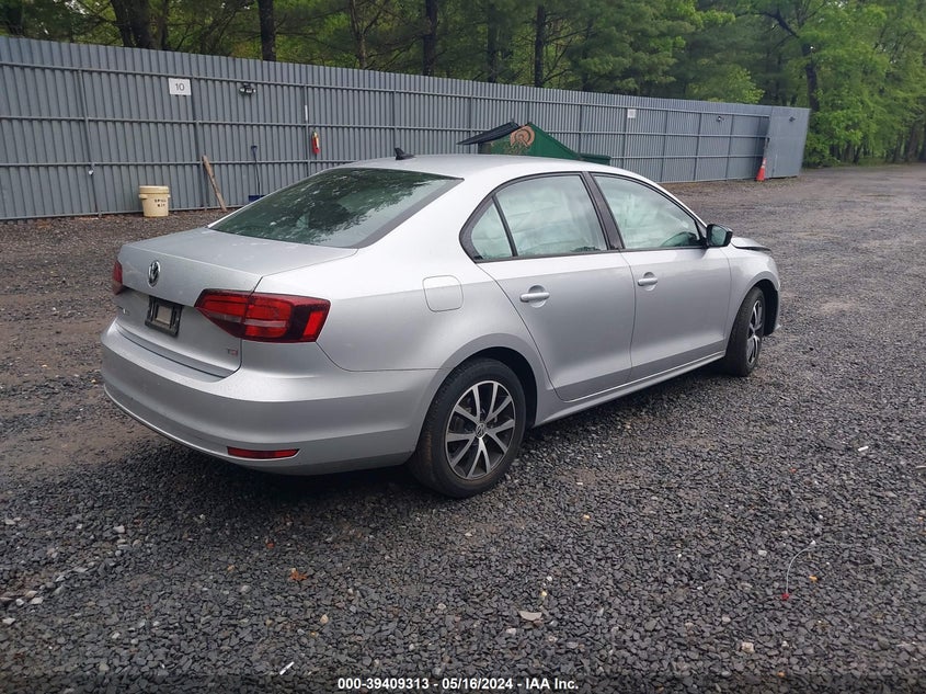 2016 VOLKSWAGEN JETTA 1.4T SE - 3VWD67AJXGM352846
