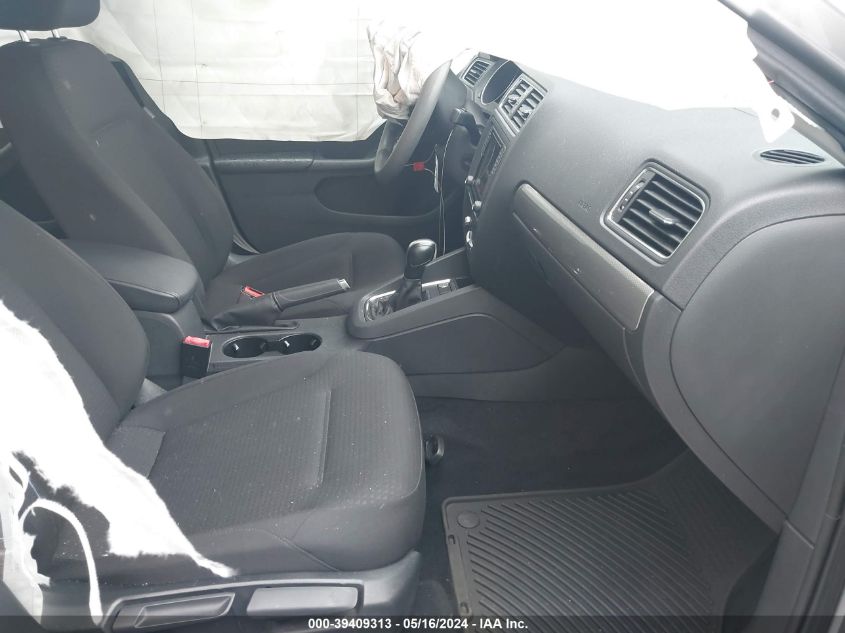 2016 VOLKSWAGEN JETTA 1.4T SE - 3VWD67AJXGM352846