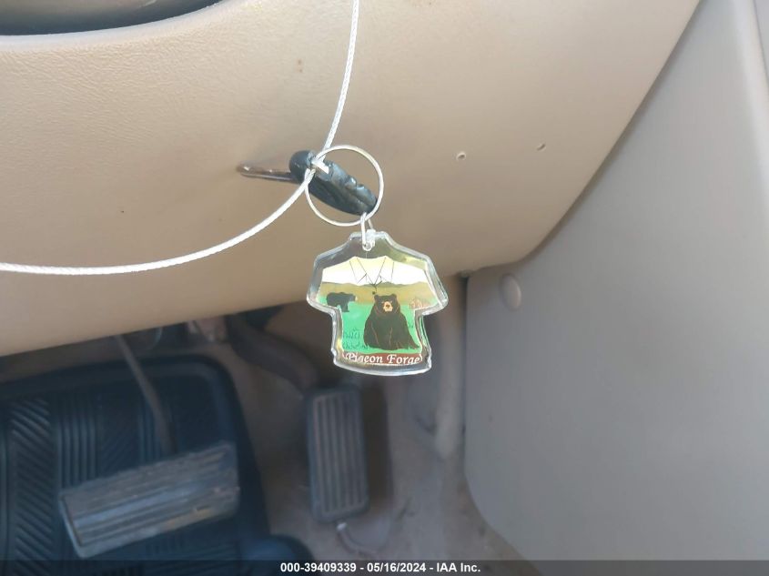 2004 Chevrolet Silverado 1500 Z71 VIN: 1GCEK19T44E400106 Lot: 39409339