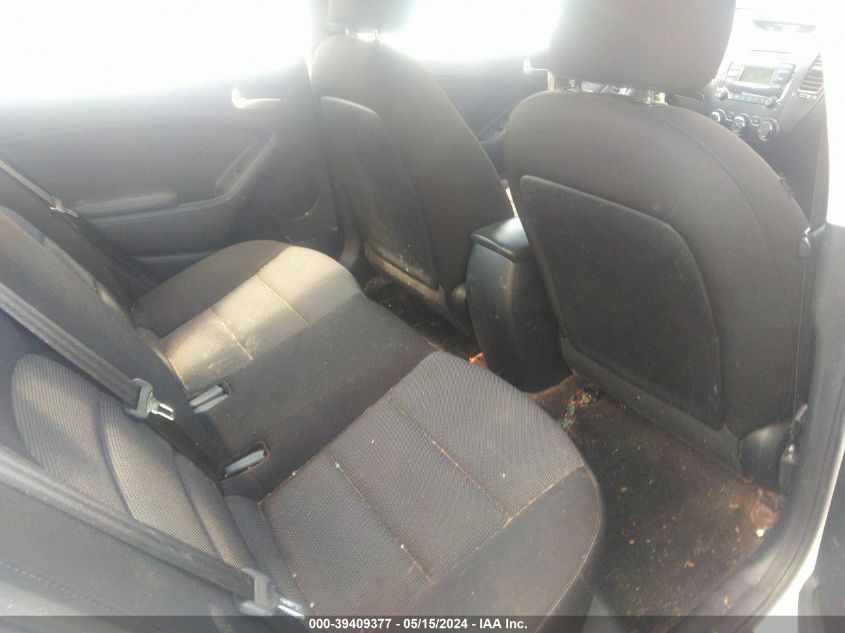 2017 Kia Forte Lx VIN: 3KPFK4A72HE058847 Lot: 39409377