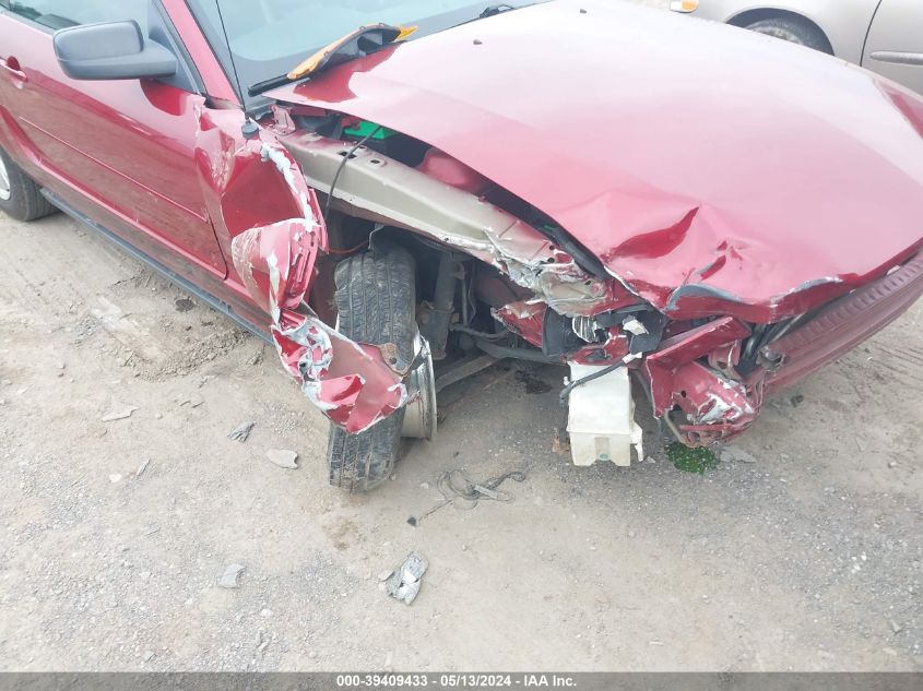 2006 Ford Mustang V6 VIN: 1ZVFT84N565151334 Lot: 39409433