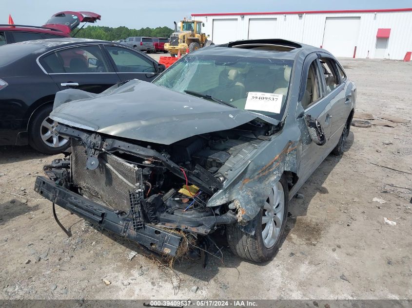 2008 Hyundai Azera Limited VIN: KMHFC46F68A284708 Lot: 39409537