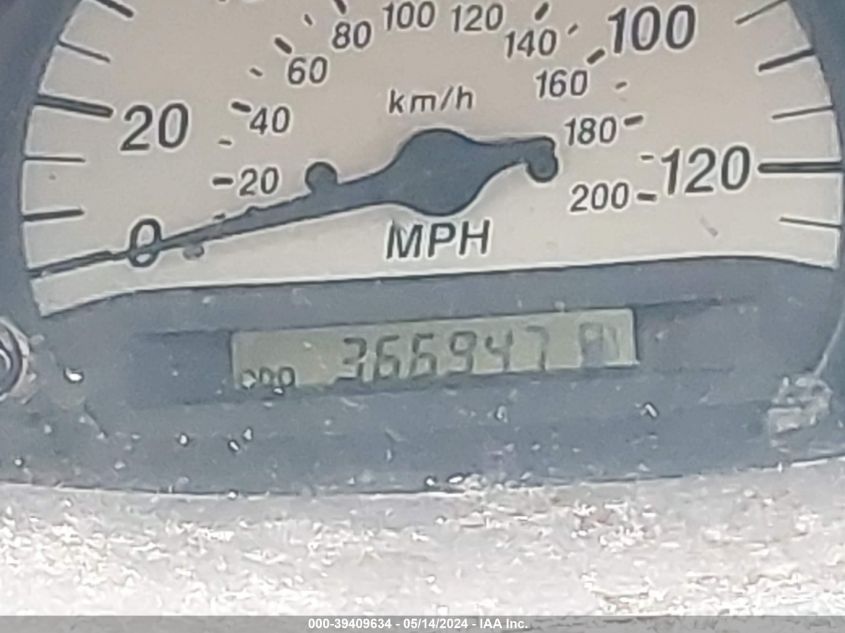 2003 Toyota Echo VIN: JTDAT123930271426 Lot: 39409634