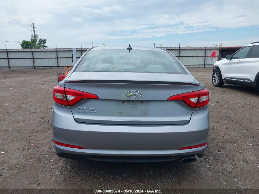 2017 HYUNDAI SONATA SE - 5NPE24AFXHH564974