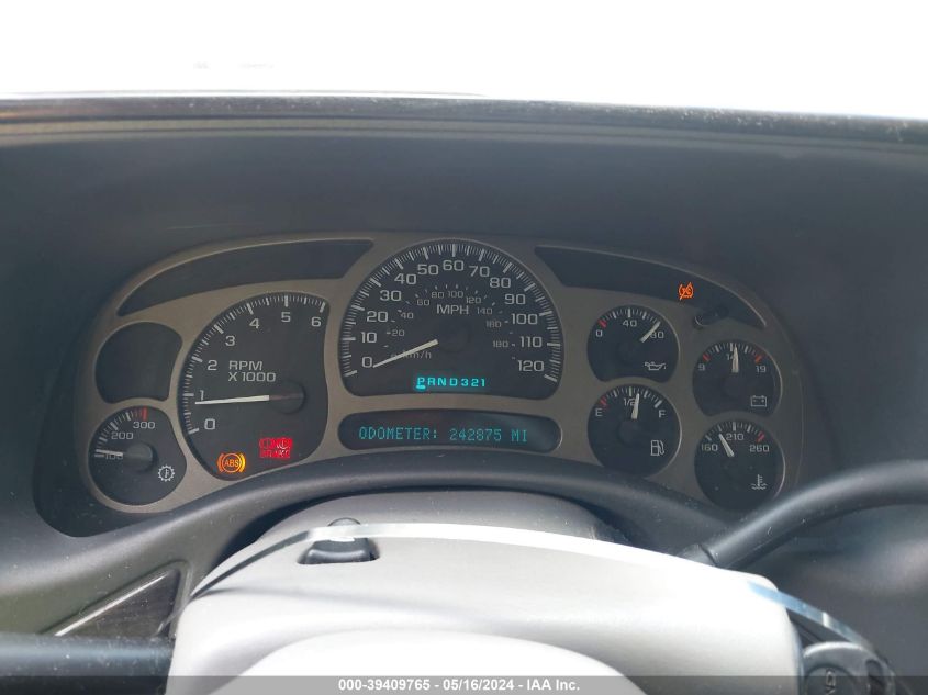 2005 GMC Yukon Xl 1500 Denali VIN: 1GKFK66U05J138354 Lot: 39409765