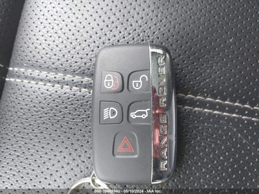 2019 Land Rover Range Rover Velar P250 S VIN: SALYB2EX5KA782395 Lot: 39409940