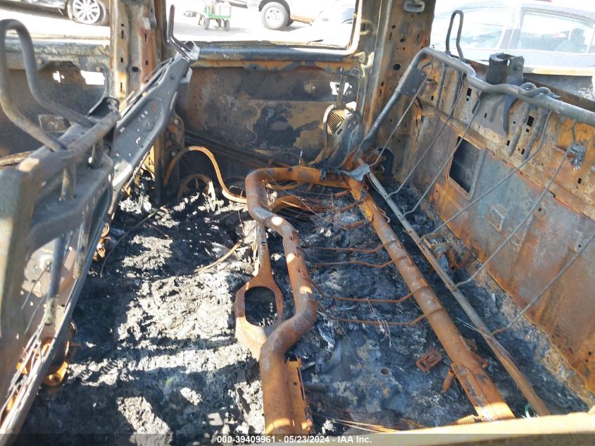 2018 Ram 3500 Tradesman 4X4 8' Box VIN: 3C63RRGL0JG360882 Lot: 39409961