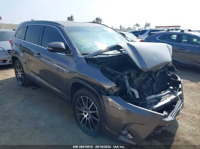 5TDKZRFHXHS188194 2017 TOYOTA HIGHLANDER - Image 1