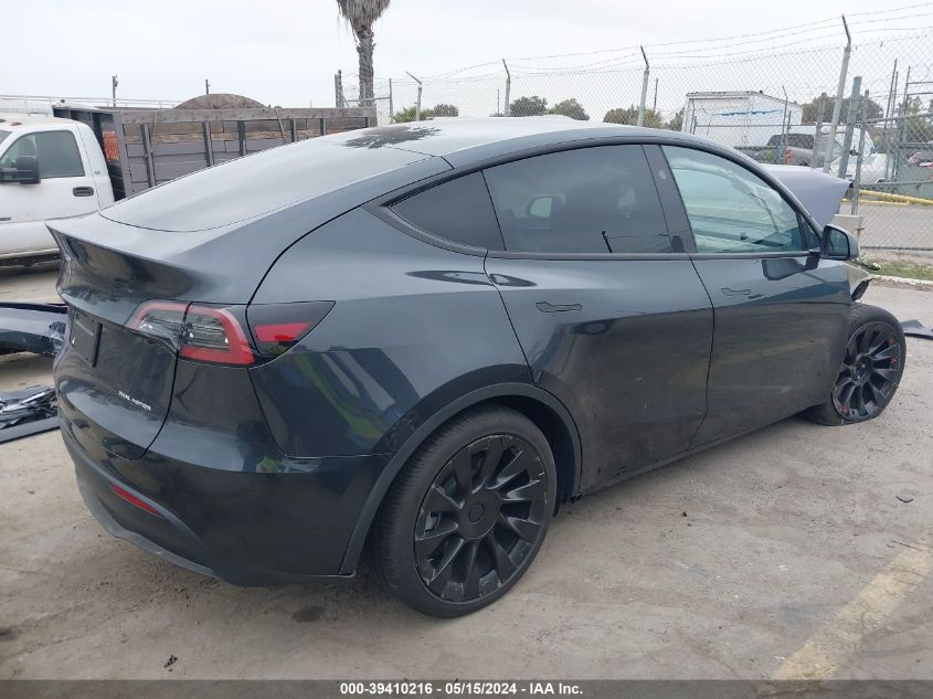 2024 Tesla Model Y Long Range Dual Motor All-Wheel Drive VIN: 7SAYGDEE9RF037544 Lot: 39410216