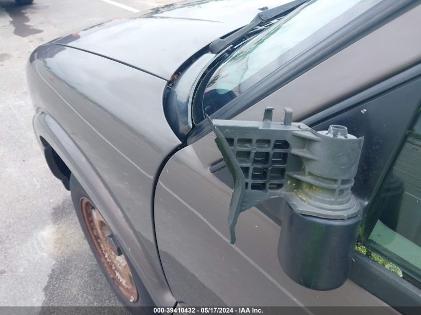 2000 GMC Sonoma Sls VIN: 1GTCS1449Y8147201 Lot: 39410432