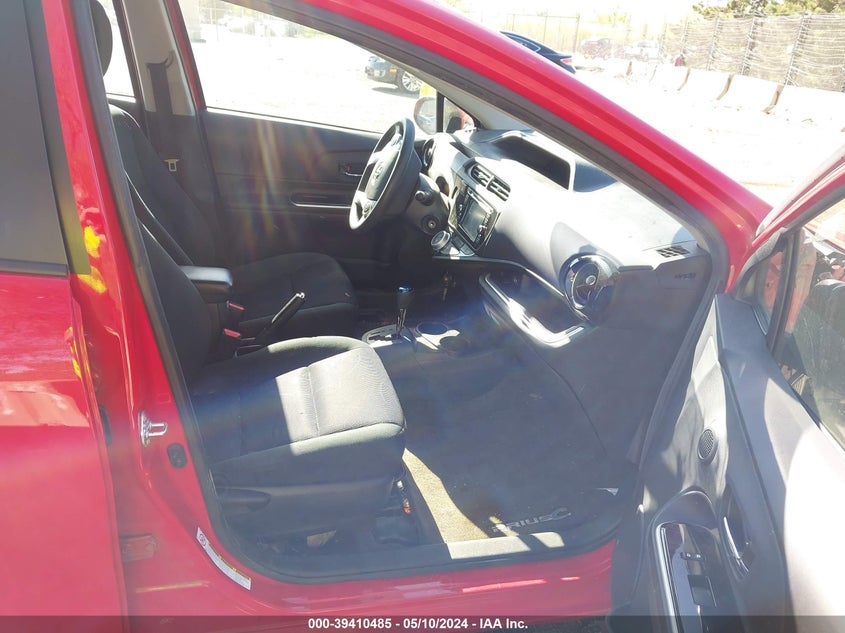 2015 Toyota Prius C Two VIN: JTDKDTB35F1586221 Lot: 39410485